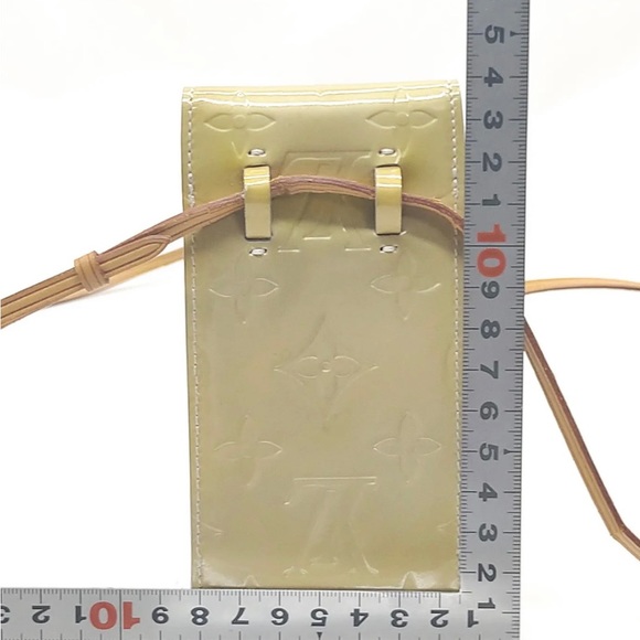 LV I adorable extra mini purse - Picture 2 of 8